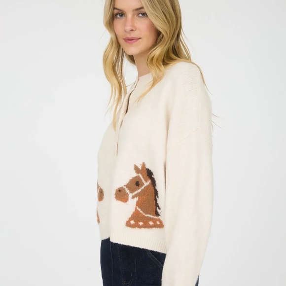 NWT Horse Graphic Jacquard Cardigan in Cream - Picture 4 of 4